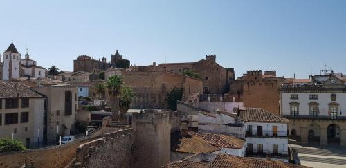 caceres2